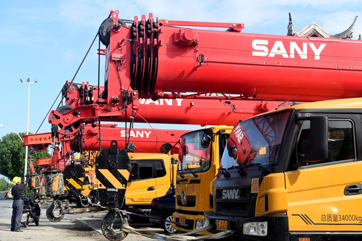 Sany Heavy Industry vehicles are parked in line near a construction site in Suzhou, Jiangsu province, on Oct. 10. Photo: VCG